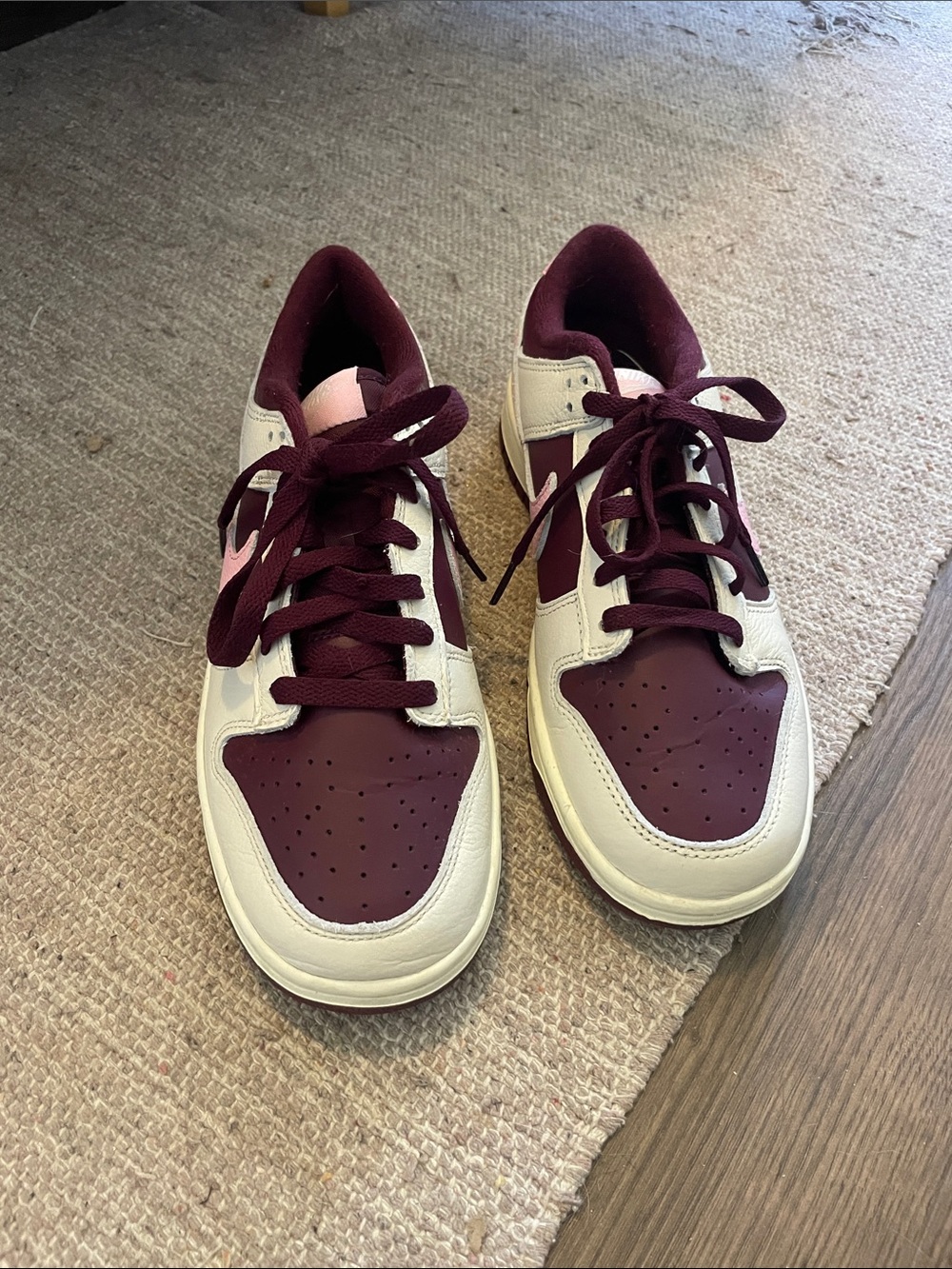 Nike Women's Low-Top Sneakers in Burgundy and White Size 8